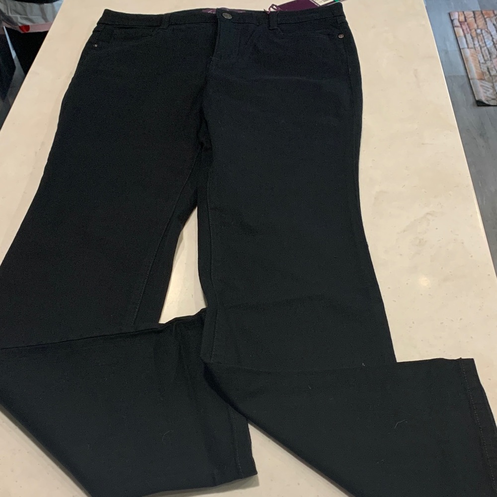 Gloria Vanderbilt Black Jeans Size 12 Average NEW Micro boot Mid-Rise Slim look